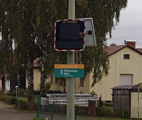 Geschwindigkeitsanzeige Detail | © Bildrechte: Ortsgemeinde Sippersfeld