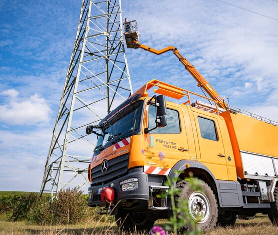 Steiger der Pfalzwerke Netz AG