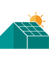 Haus mit Photovoltaik-Anlage auf dem Dach und eine Sonne im Hintergrund